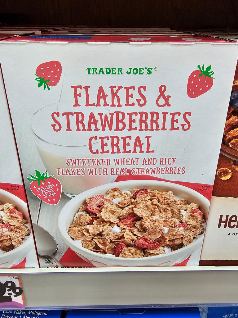 Trader Joe's Flakes & Strawberries Cereal 11.7 oz