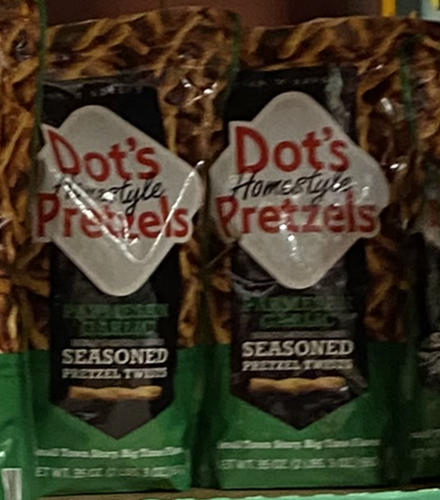 Dot’s Homestyle Pretzels, Parmesan Garlic Pretzel Twists, 35 oz